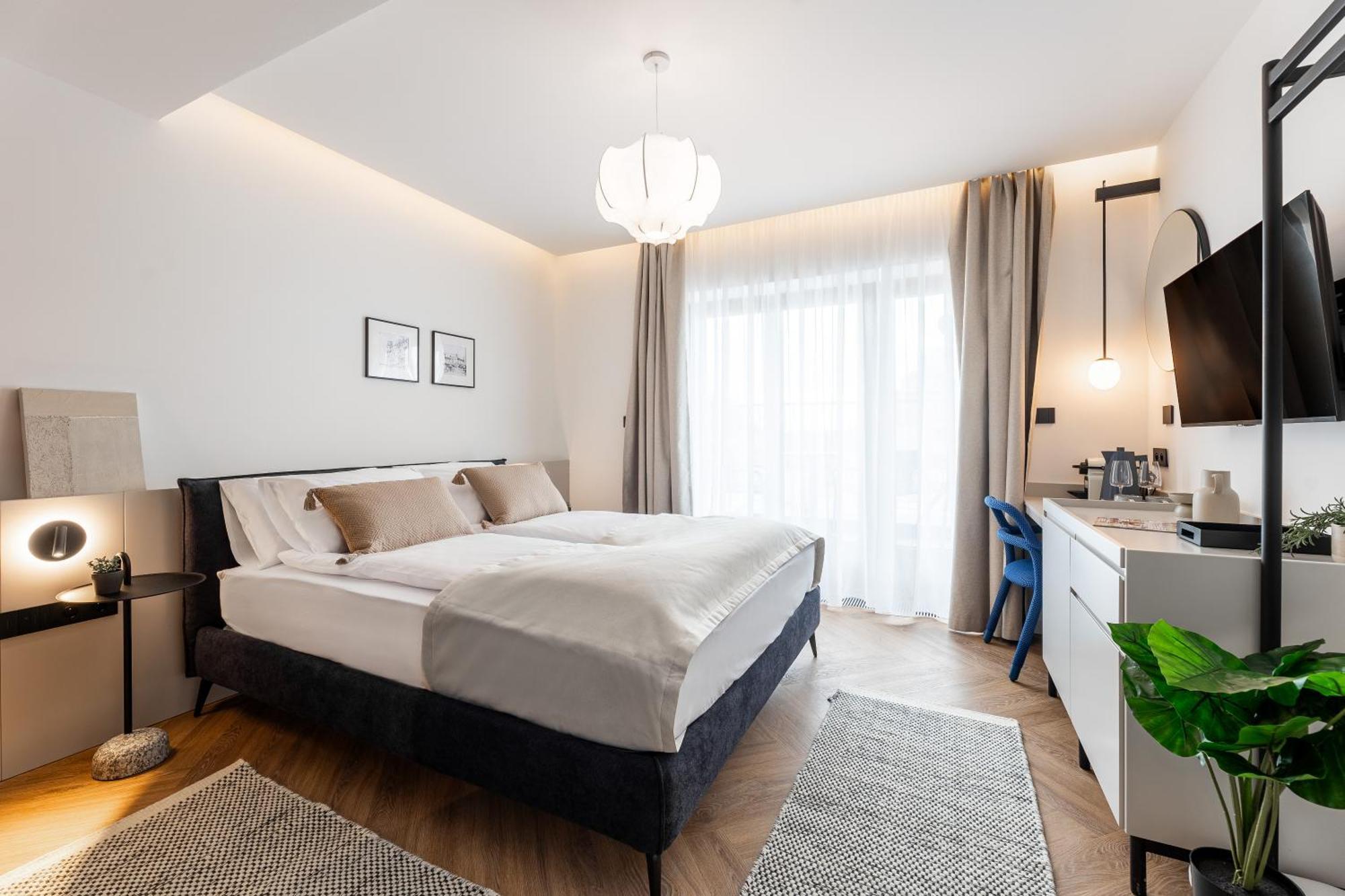 Catalog Boutique Rooms Bratislava Exterior foto