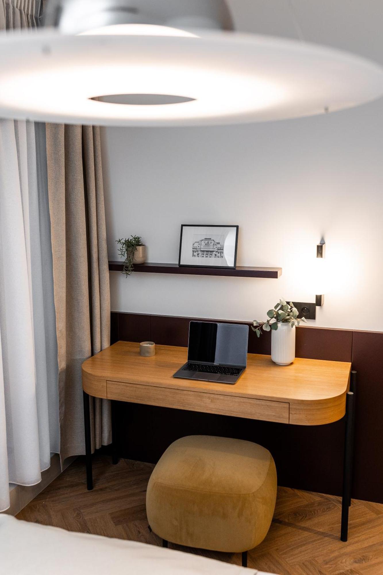 Catalog Boutique Rooms Bratislava Exterior foto