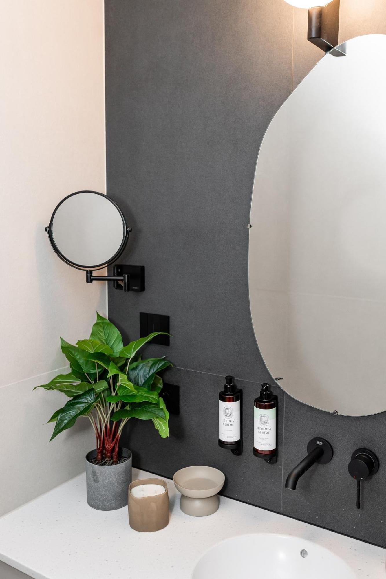 Catalog Boutique Rooms Bratislava Exterior foto